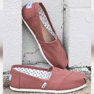 Toms Wmns Picante Red Canvas Classic Alparagata Vegan Loafers Slip-On Flats W8.5
